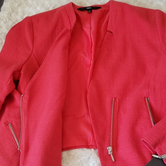 Jacket - Picture 3 of 5